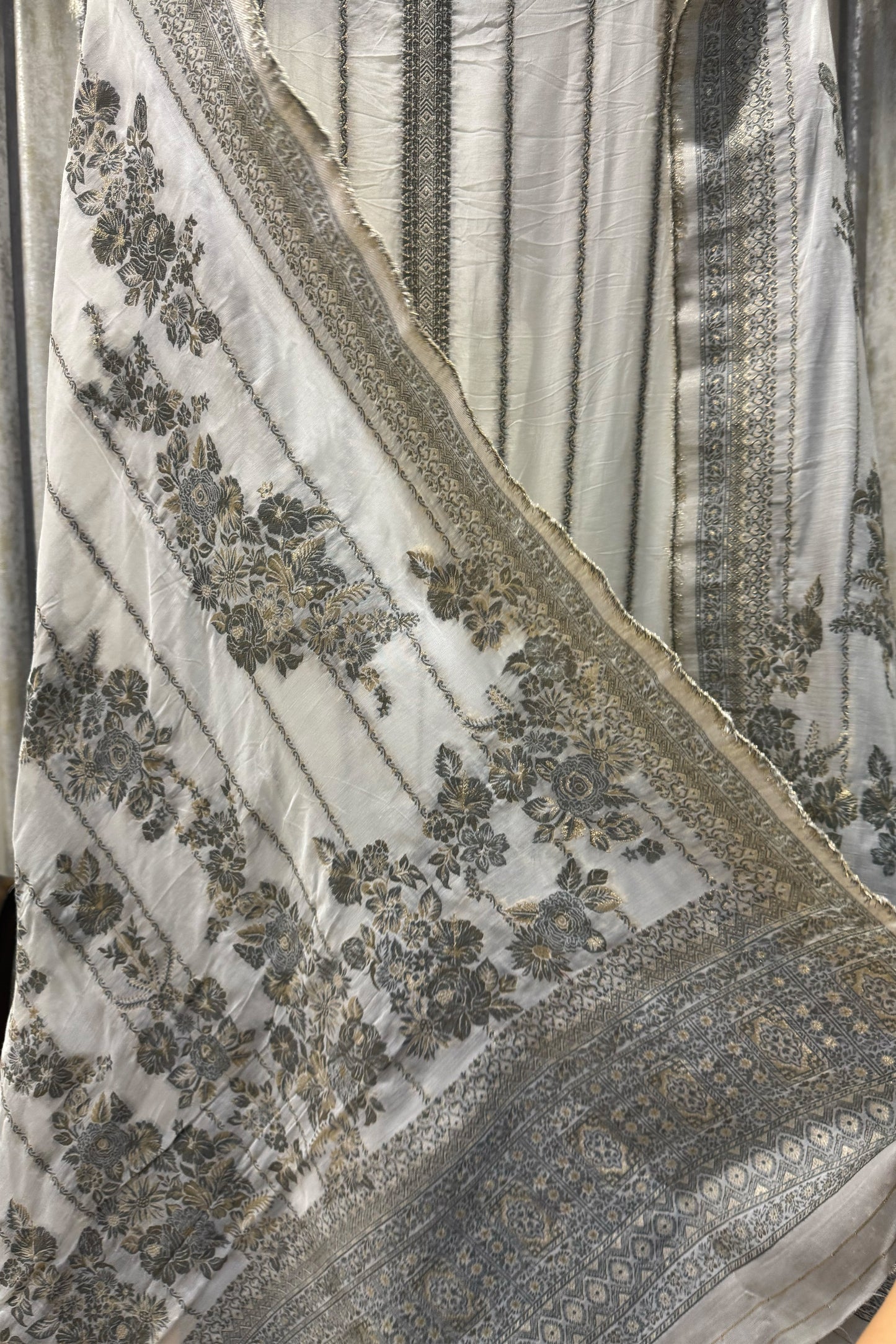 Chanderi Unstitched Woven Suit set