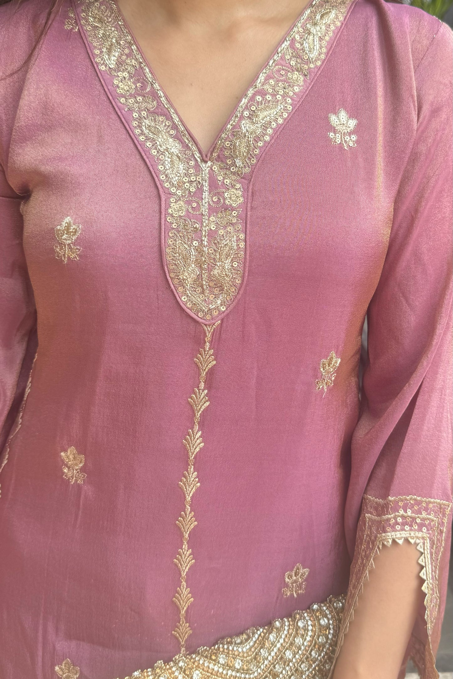 Tissue Suit with Embroidery and Cutwork Border