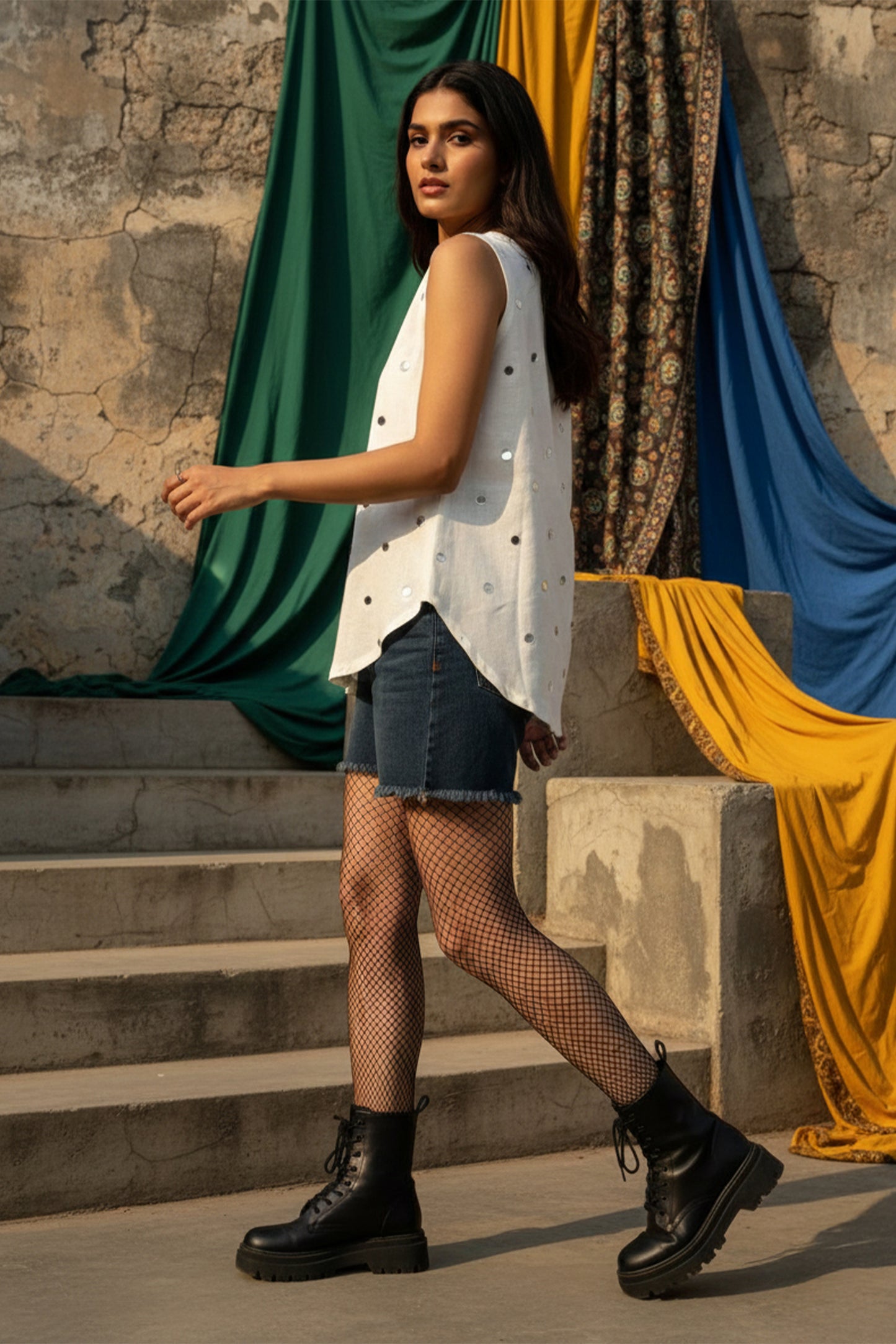 White Sleeveless Mirror Work Kurti