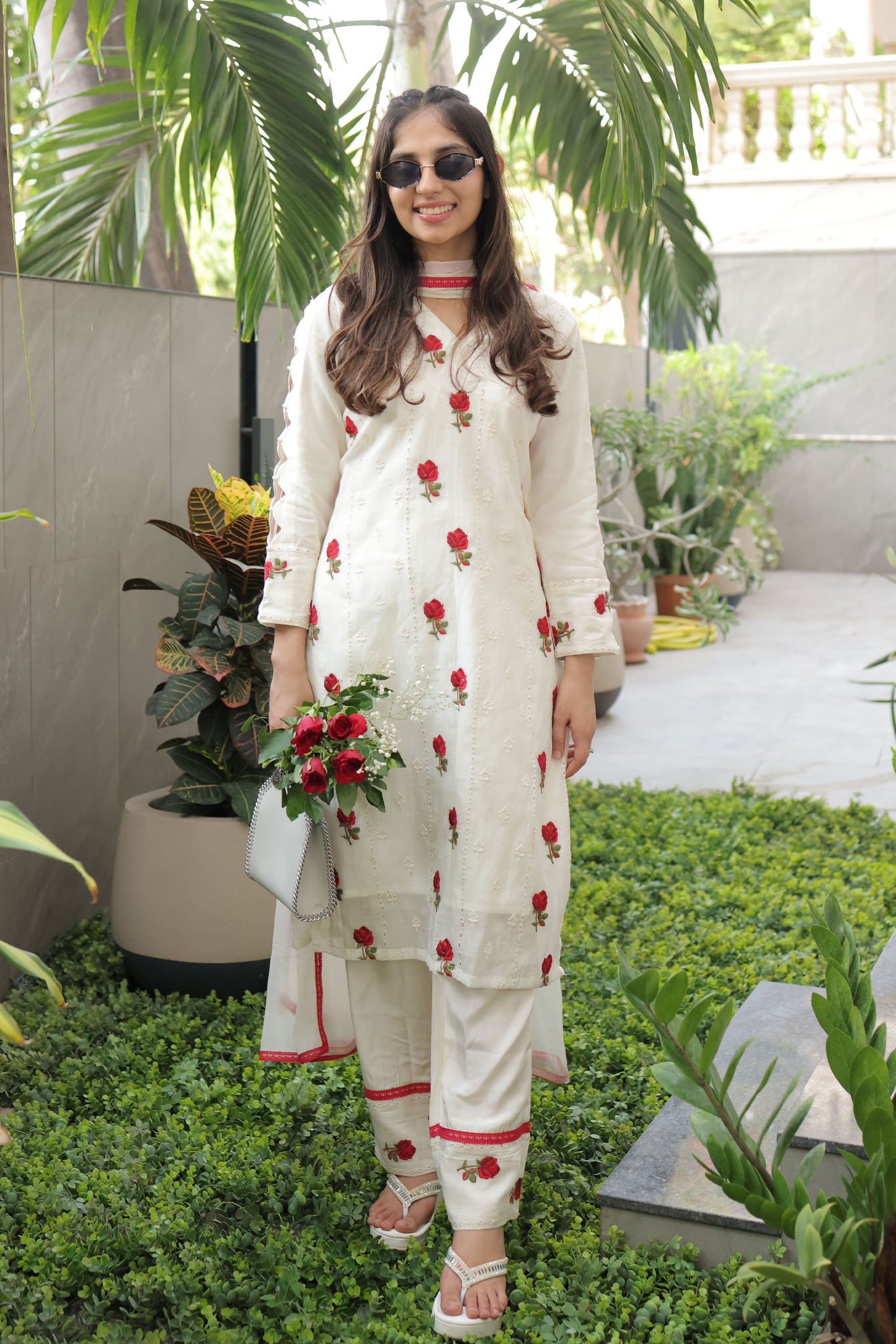 Monochrome Chanderi Suit Set with Red Rose Embroidery